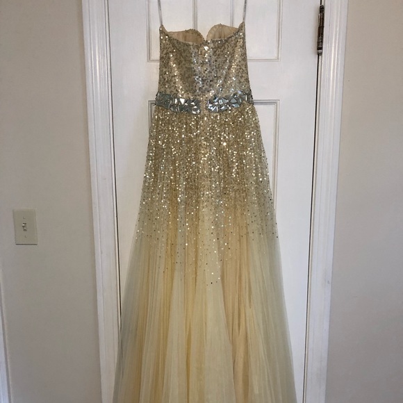Sherri Hill Prom Dress - Picture 3 of 5